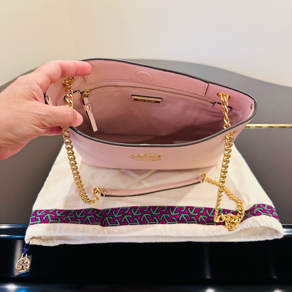 NWT Authentic Tory Burch Everly Swingpack/Bag/Crossbody - Picture 15 of 17